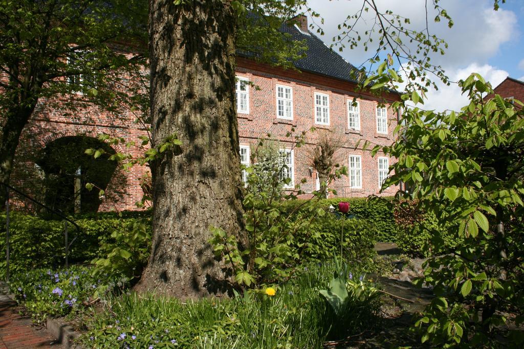 Hotel Pelli Hof Rendsburg By Tulip Inn Екстер'єр фото