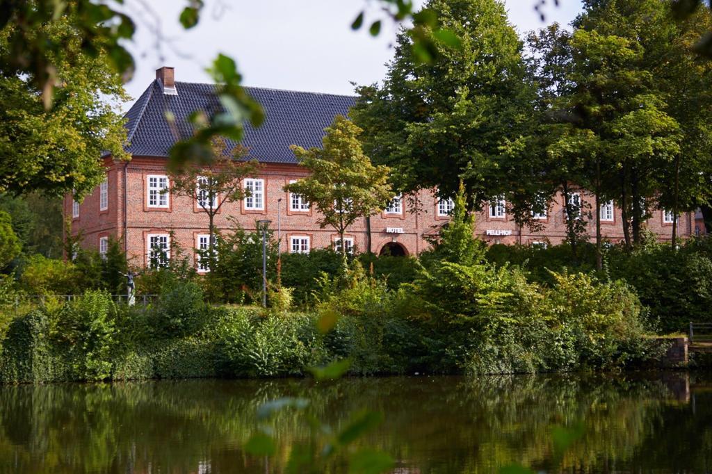 Hotel Pelli Hof Rendsburg By Tulip Inn Екстер'єр фото