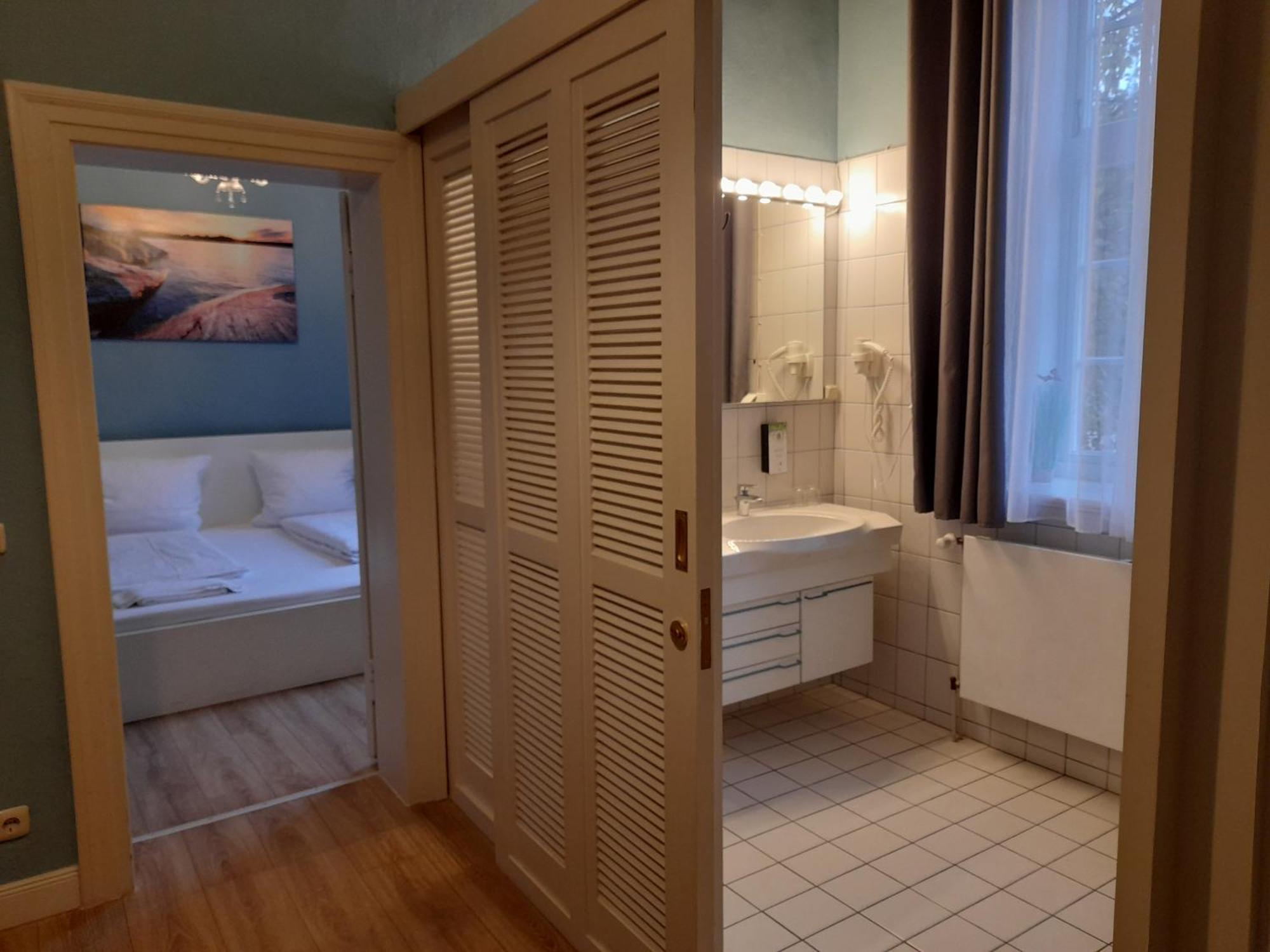 Hotel Pelli Hof Rendsburg By Tulip Inn Екстер'єр фото